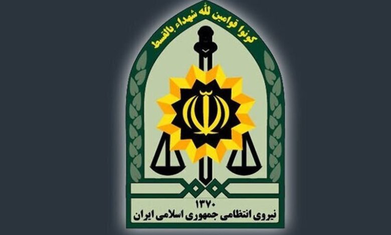 پلیس مانع خودسوزی زن ۵۰ ساله شد